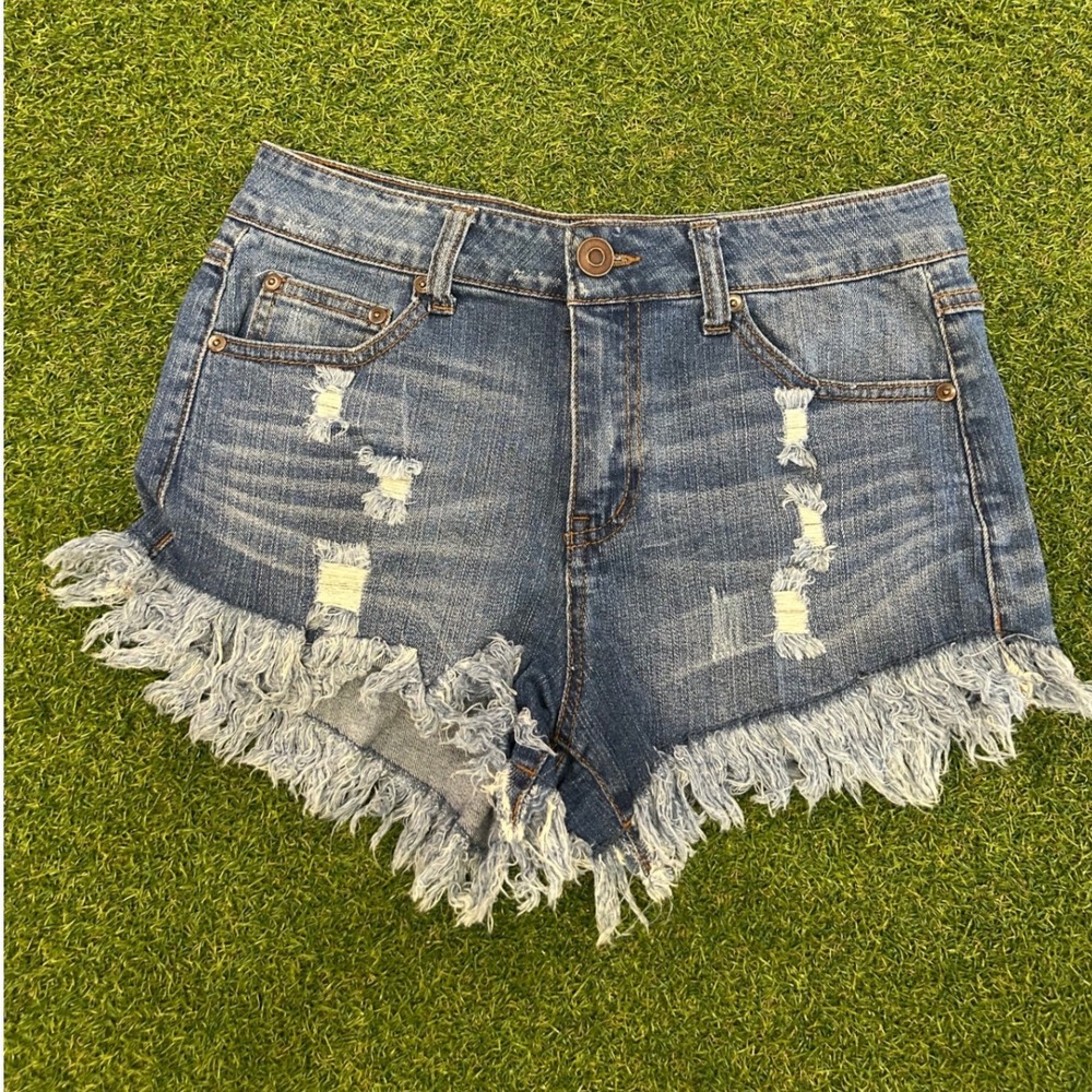 ELAN Distressed Denim Cut Off Shorts Medium Wash Frayed Hem JE3005 Womens Large